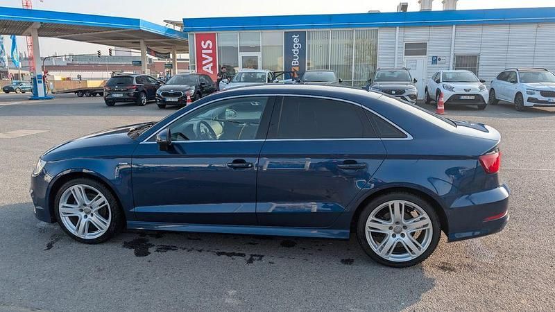 Gebraucht Audi A3 S-Line 150 PS (110 kW) 2015 Blau Limousine