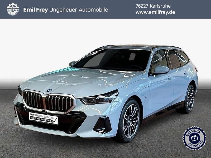 Grau Neu 2026 BMW 530e Performance Kombi | 64.495 € (Fairer Preis) - Bild 1/2