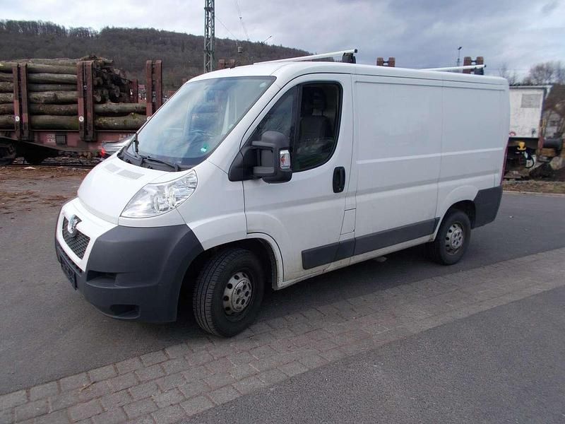 Gebraucht Peugeot Boxer 110 PS (80 kW) 2013 Weiß Van
