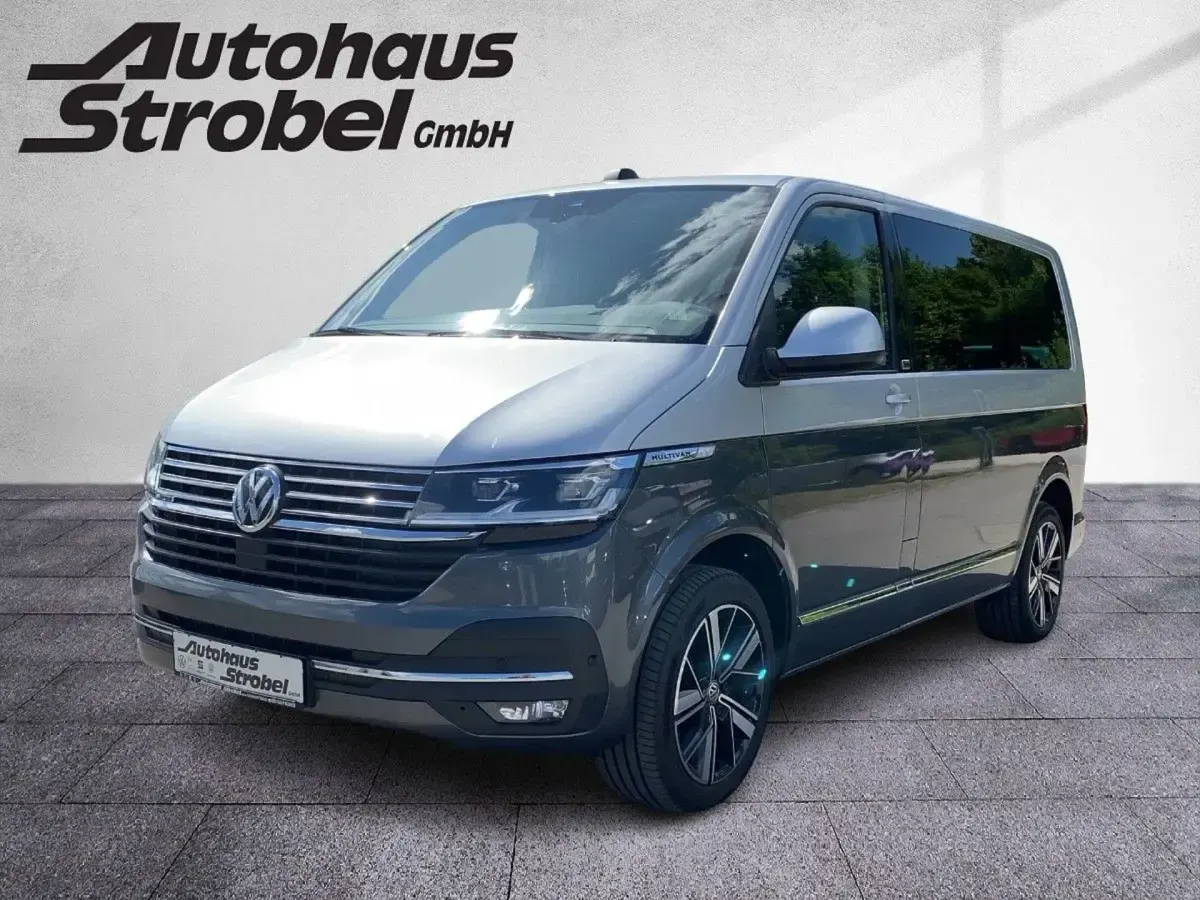 Second-hand VW Multivan Generation Six 204 CP (150 kW) 2021 Monovolum