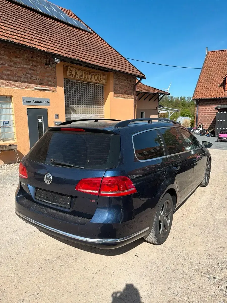 Usata VW Passat 160 CV (117 kW) 2012 Blu Station wagon