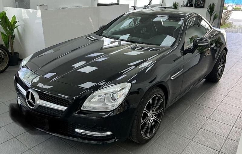 Gebraucht Mercedes SLK250 204 PS (150 kW) 2011 Schwarz Cabrio