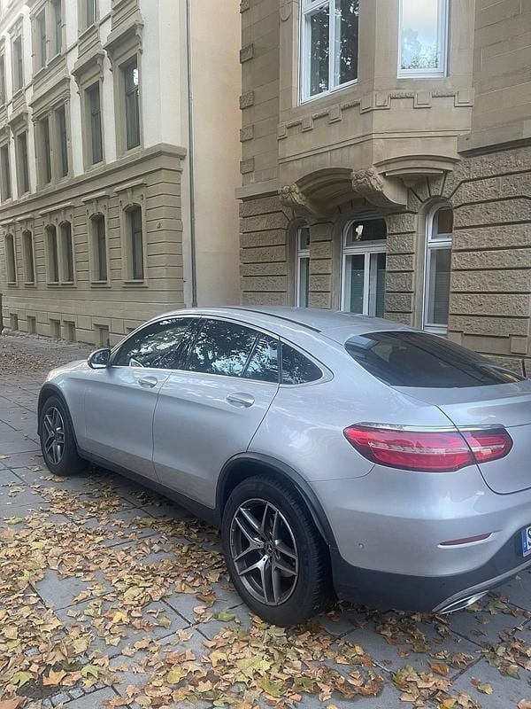 Gebraucht Mercedes GLC350 258 PS (189 kW) 2017 Silber Coupé