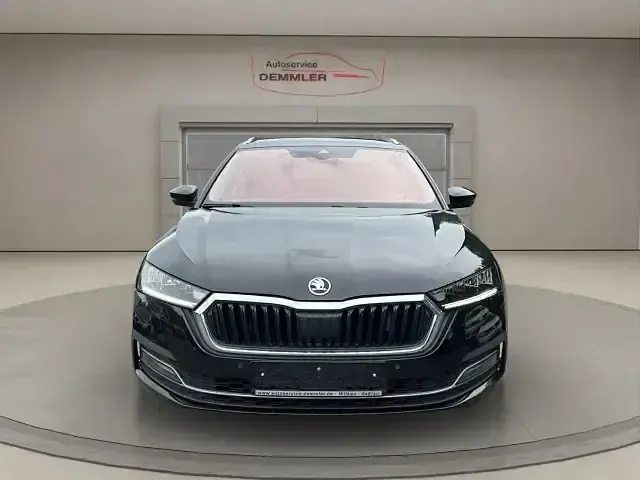 Gebraucht Skoda Octavia 116 PS (85 kW) 2021 Schwarz Kombi