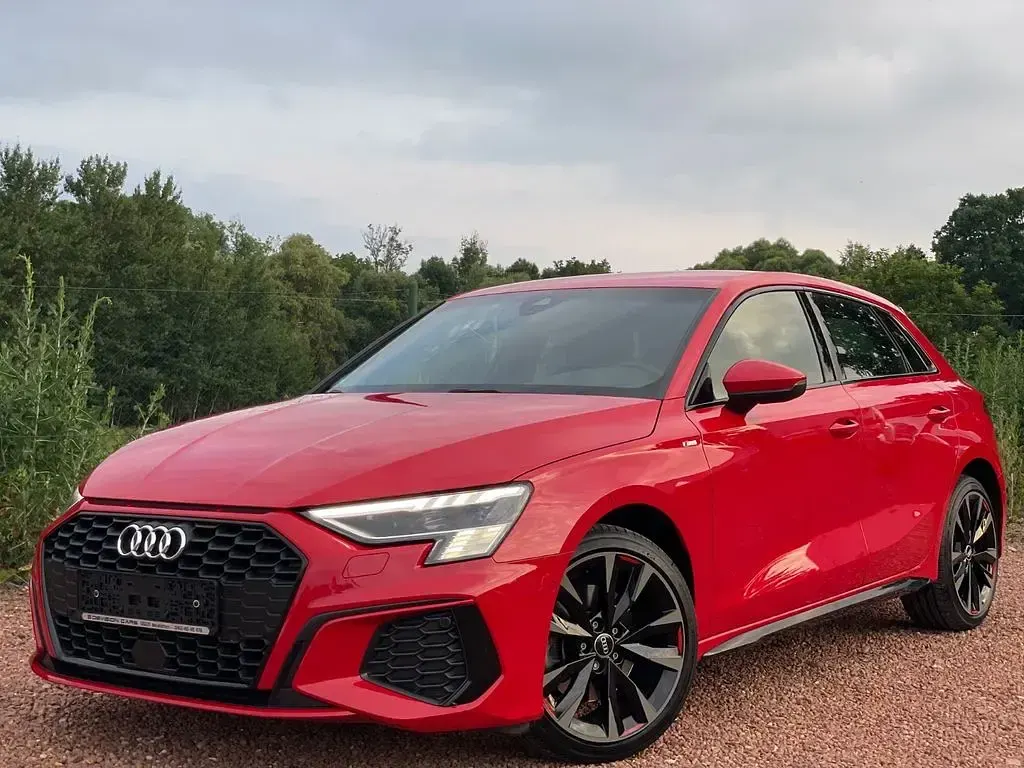 Gebraucht Audi A3 S-Line 150 PS (110 kW) 2020 Rot Limousine