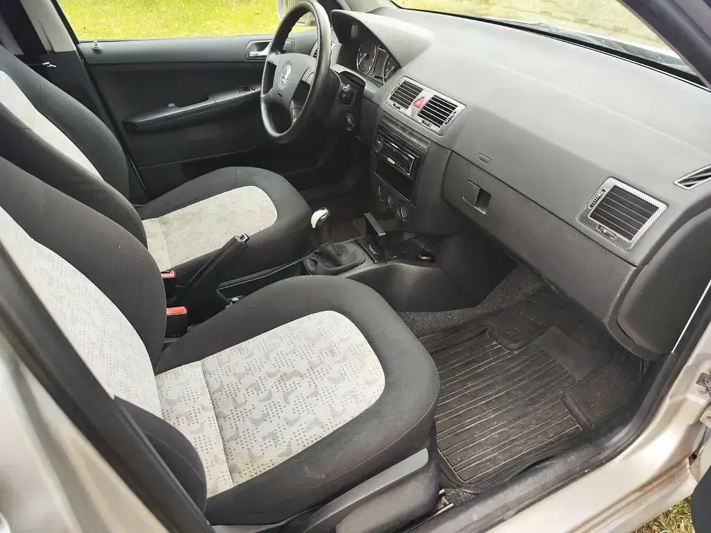 Gebraucht Skoda Fabia Classic 64 PS (47 kW) 2004 Grau Kombi