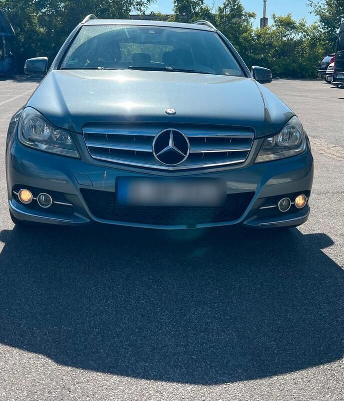 Grün Gebraucht 2011 Mercedes C220 Kombi | 6.000 € (Superpreis) - Bild 1/4