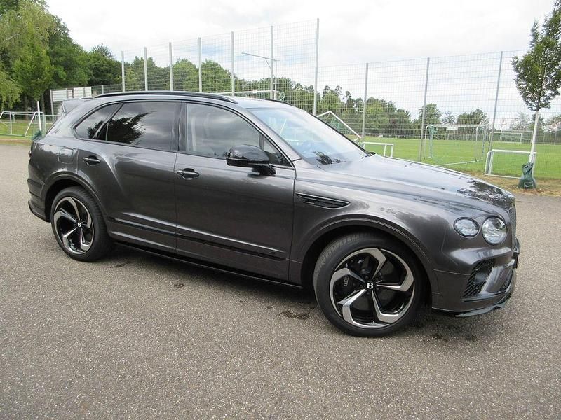Grau Gebraucht 2023 Bentley Bentayga SUV | 235.000 € (Fairer Preis) - Bild 1/4