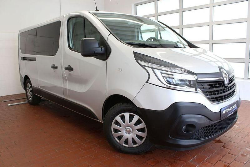 Gebraucht Renault Trafic 145 PS (106 kW) 2021 Platingrau Van / Kleinbus