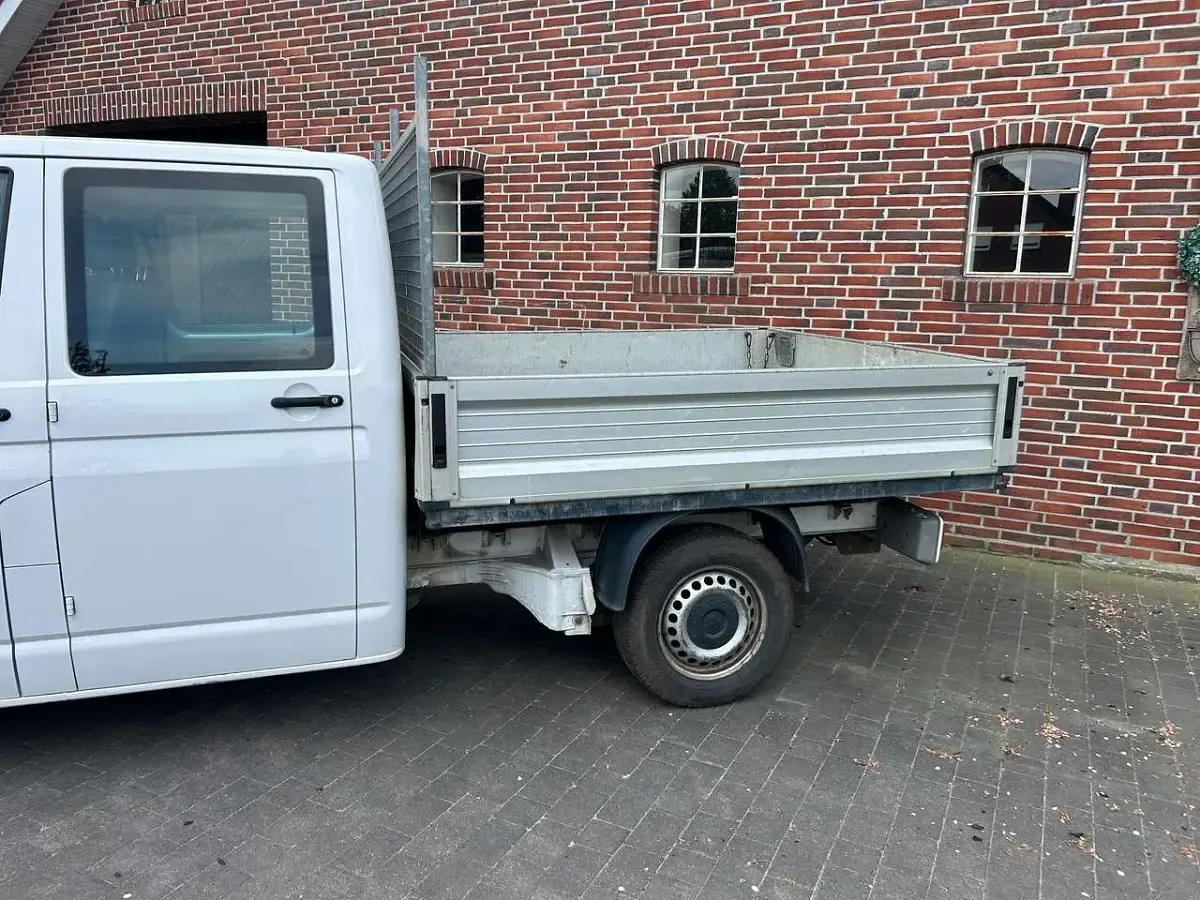 Gebraucht VW Transporter 140 PS (102 kW) 2010 Candyweiß Van