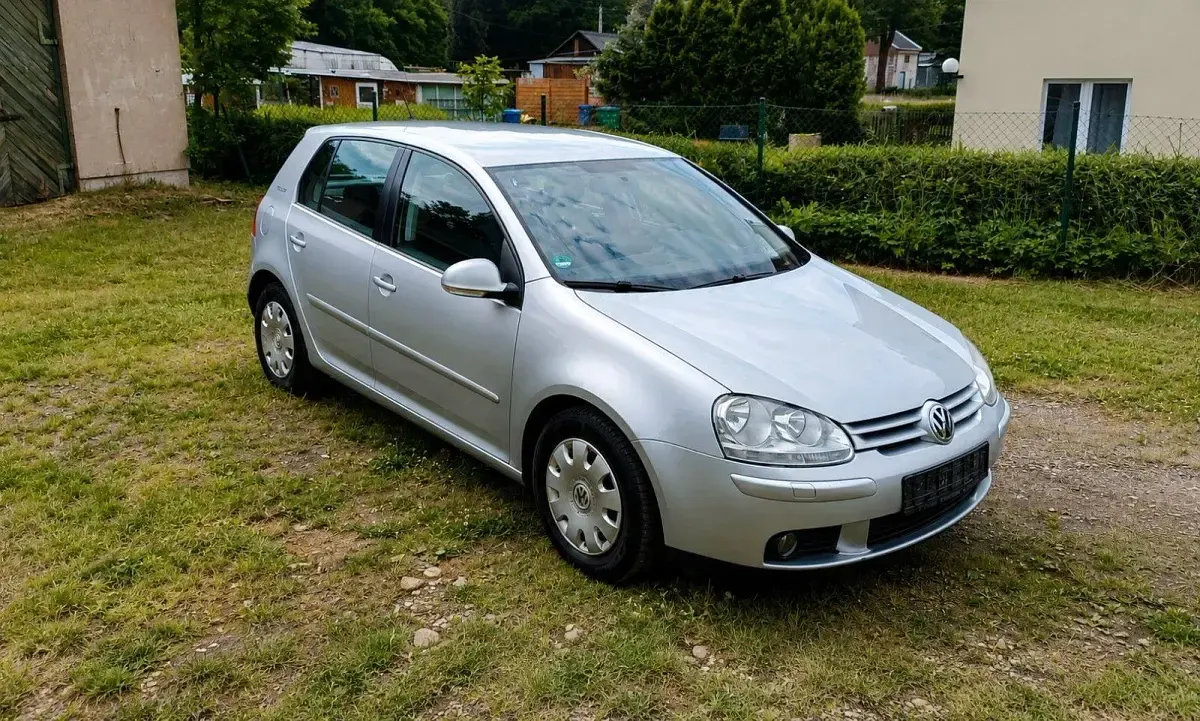 Gebraucht VW Golf V Goal 116 PS (85 kW) 2007 Silber Limousine