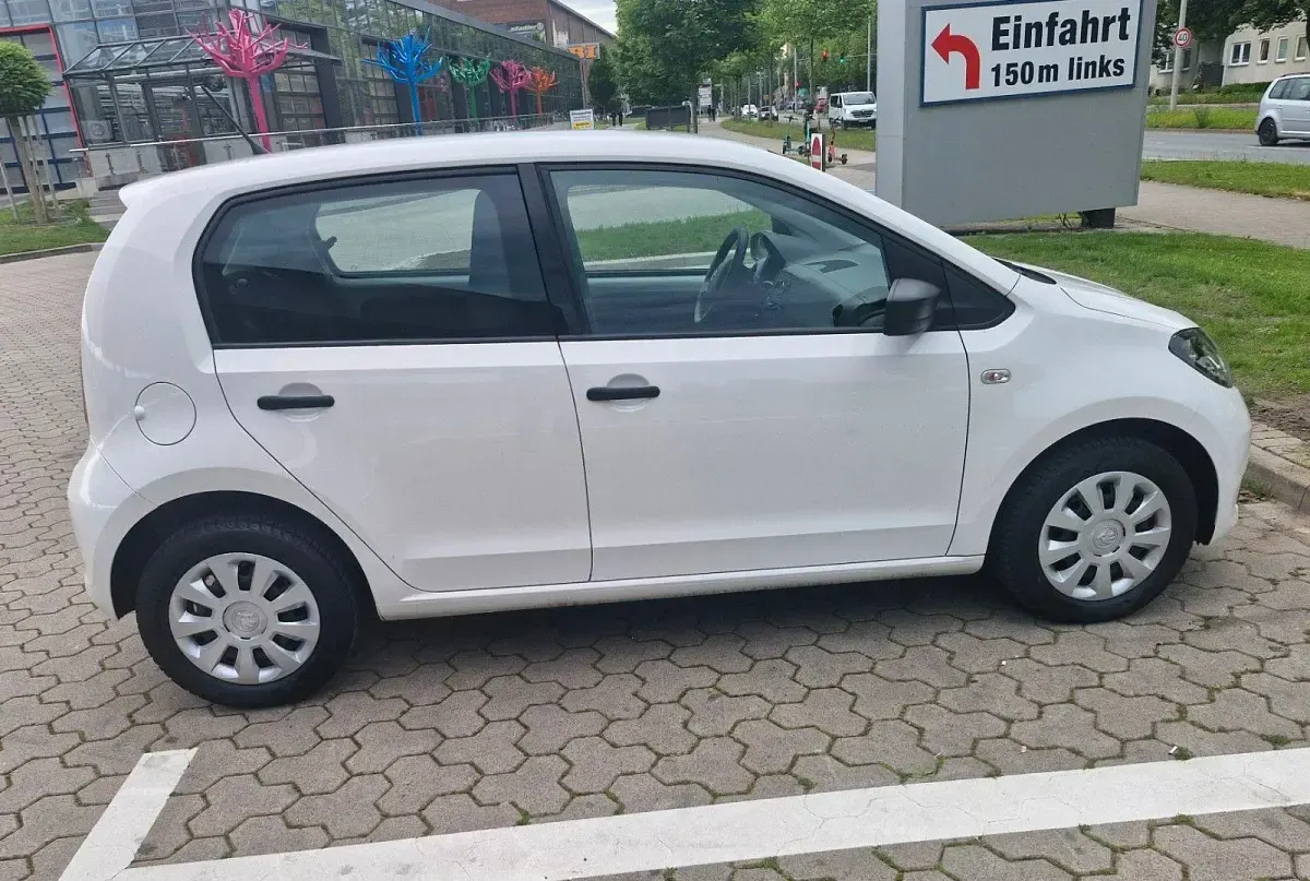 Gebraucht Skoda Citigo Active 60 PS (44 kW) 2019 Weiß Kleinwagen