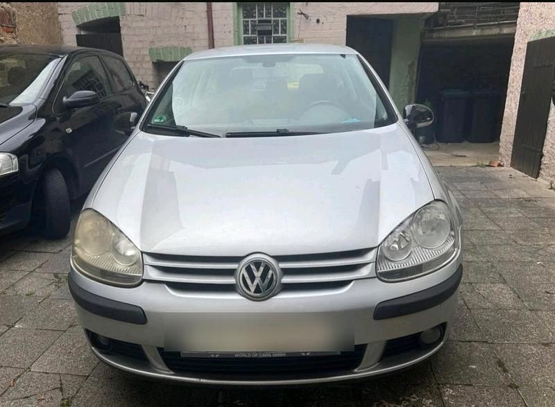 Grau Gebraucht 2005 VW Golf V Kleinwagen | 1.200 € (Guter Preis) - Bild 1/4