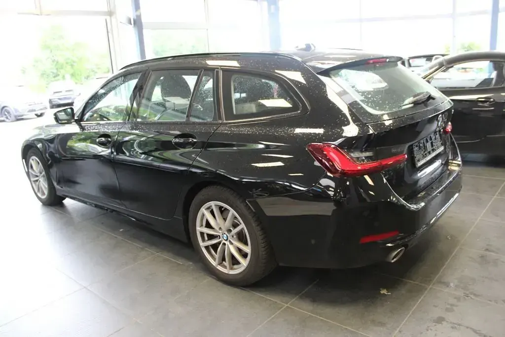 Occasion BMW 318 156 ch (114 kW) 2025 Noir Break