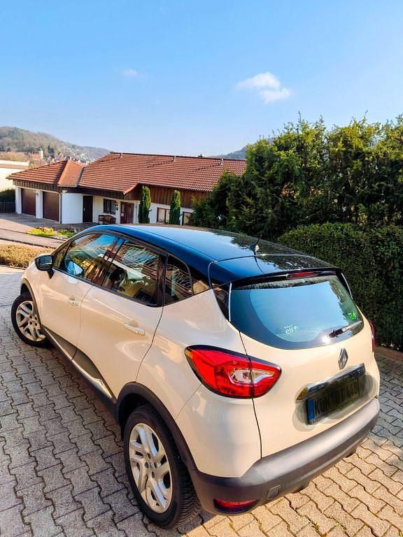 Gebraucht Renault Captur Intens 90 PS (66 kW) 2016 Beige SUV