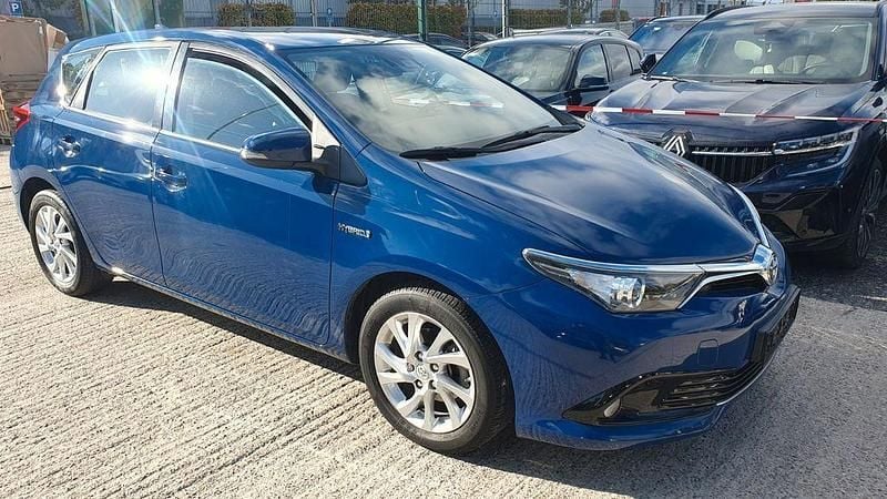 Blau Gebraucht 2017 Toyota Auris Hybrid Limousine | 13.000 € (Superpreis) - Bild 1/4