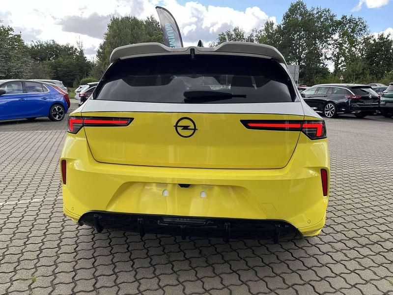 Gebraucht Opel Astra 131 PS (96 kW) 2025 Weiß Limousine