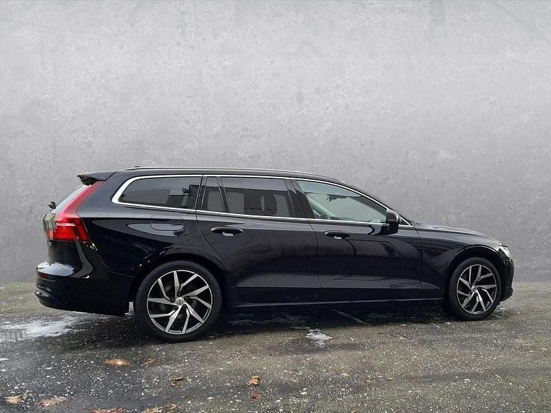Gebraucht Volvo V60 Plus 197 PS (144 kW) 2022 Andere Kombi