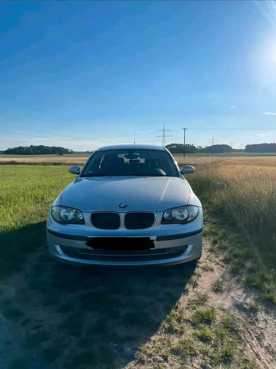 Gebraucht BMW 116 110 PS (80 kW) 2009 Silber Kleinwagen