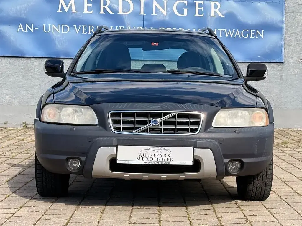 Używany Volvo XC70 185 KM (136 kW) 2007 Czarny Kombi