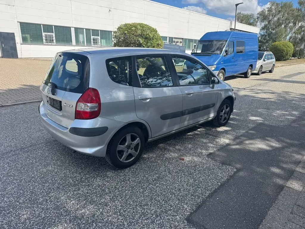 Gebraucht Honda Jazz Cool 77 PS (56 kW) 2005 Silber Kleinwagen