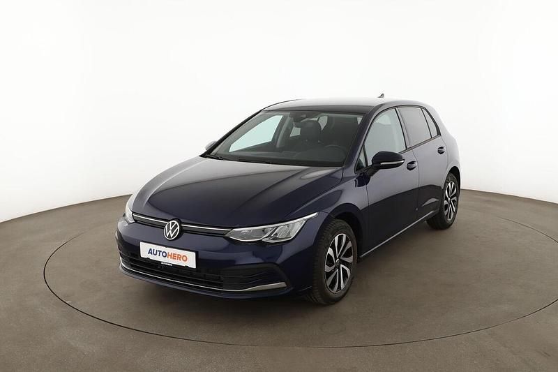Gebraucht VW Golf VIII Active 150 PS (110 kW) 2022 Blau Limousine