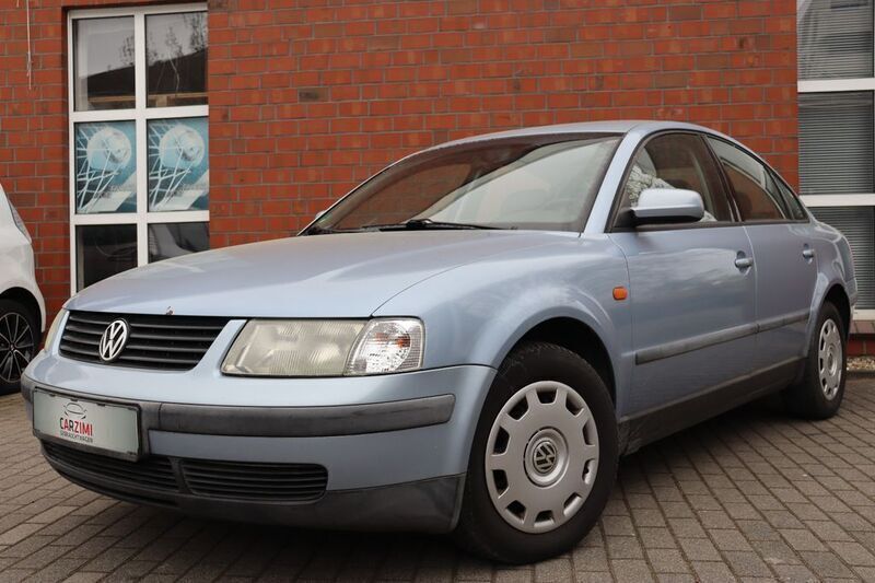 Blau Gebraucht 1998 VW Passat Limousine | 990 € (Superpreis) - Bild 1/4