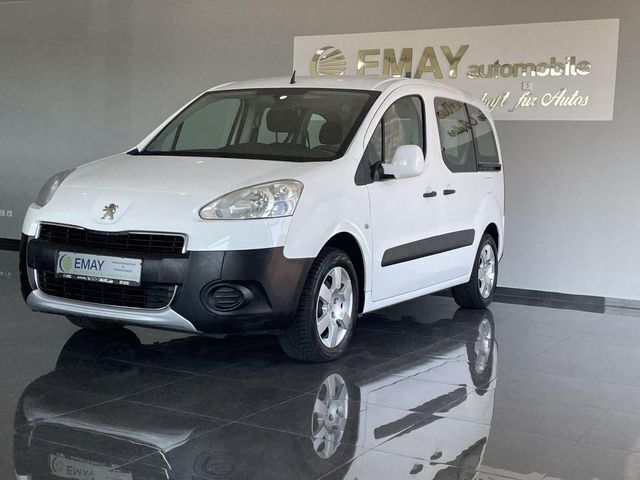 Gebraucht Peugeot Partner Tepee Active 98 PS (72 kW) 2013 Weiß Van / Kleinbus