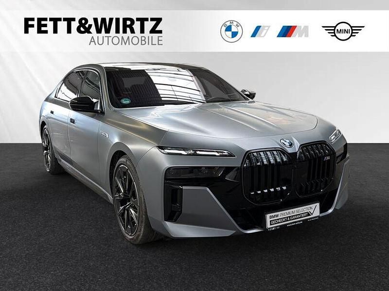 Gebraucht BMW M760e M Sport 571 PS (419 kW) 2025 Limousine