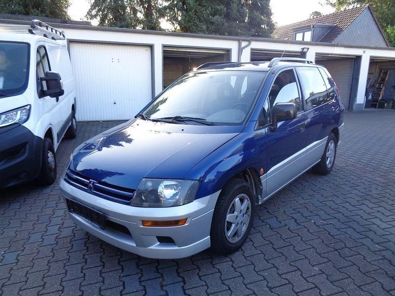 Blau Gebraucht 1999 Mitsubishi Space Runner Van / Kleinbus | 1.450 € - Bild 1/4