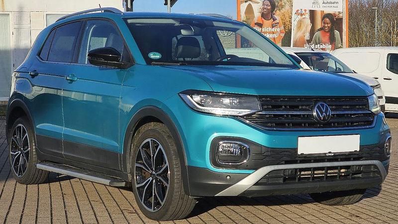 Gebraucht VW T-Cross Style 110 PS (80 kW) 2021 Makena tuerkis SUV