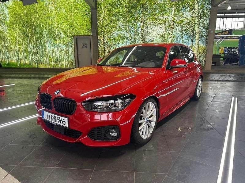 Rot Gebraucht 2019 BMW 120 M Sport Kleinwagen | 16.499 € (Superpreis) - Bild 1/4
