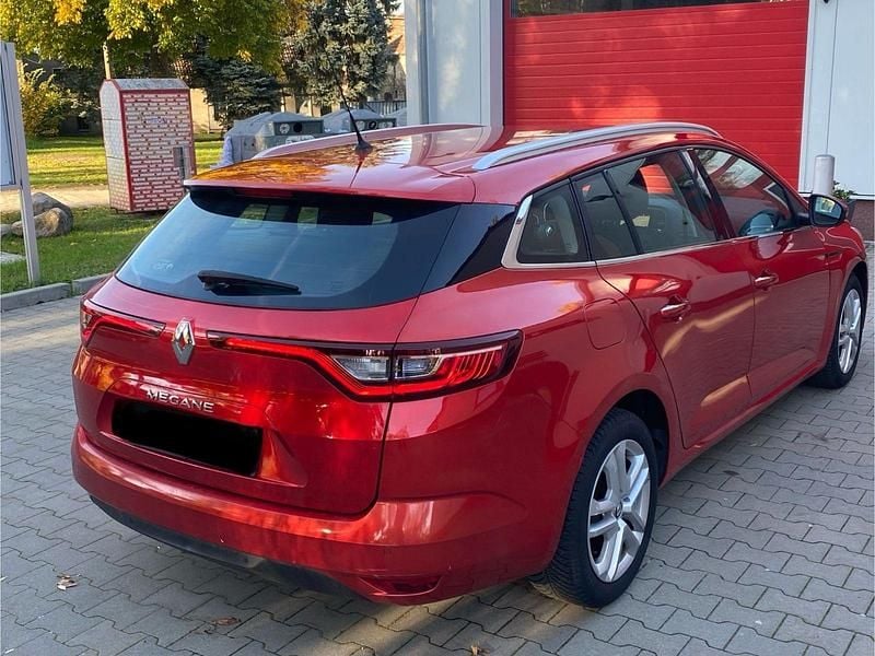 Gebraucht Renault Mégane GrandTour Bose Edition 132 PS (97 kW) 2017 Rot Kombi