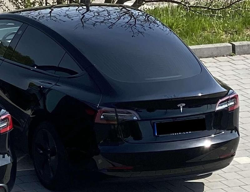 Schwarz Gebraucht 2020 Tesla Model 3 Limousine | 23.900 € (Guter Preis) - Bild 1/1