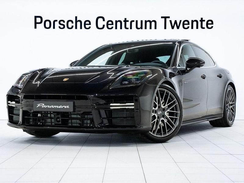 Neu Porsche Panamera 4 470 PS (345 kW) 2026 Schwarz Limousine