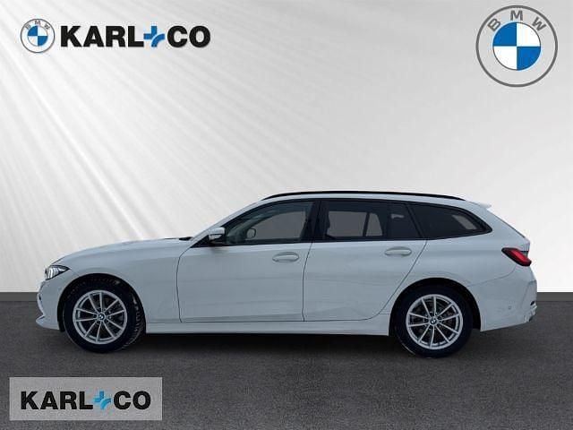 Gebraucht BMW 320 Shadowline 190 PS (139 kW) 2024 Alpinweiss iii Kombi