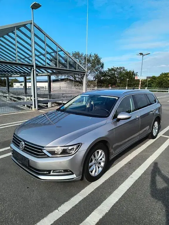 Gebraucht VW Passat Comfortline 150 PS (110 kW) 2015 Silber Kombi