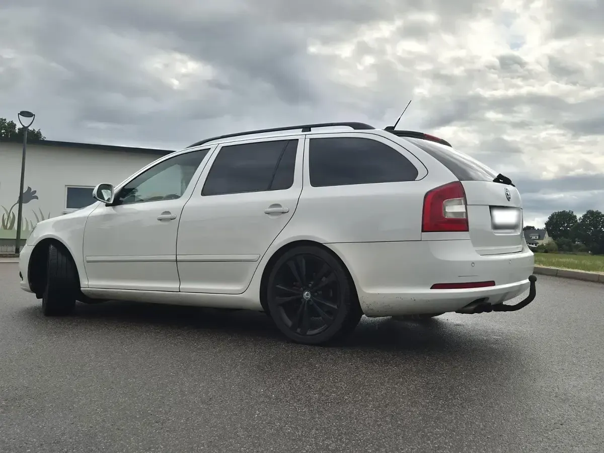 Gebraucht Skoda Octavia RS 170 PS (125 kW) 2012 Weiß Limousine