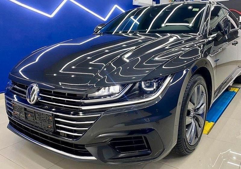 Gebraucht VW Arteon R-line 239 PS (175 kW) 2018 Grau Kleinwagen