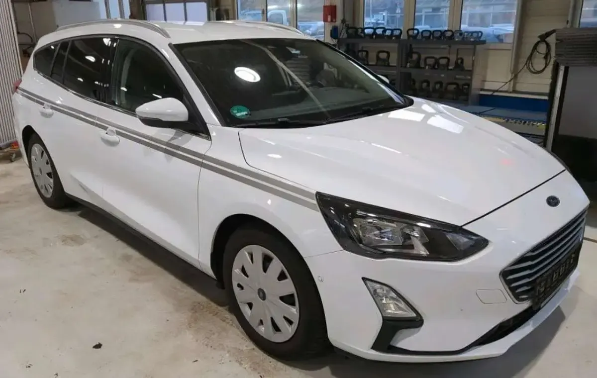 Usata Ford Focus Cool & Connect 120 CV (88 kW) 2020 Bianco Station wagon