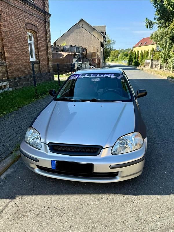 Silber Gebraucht 1996 Honda Civic Kleinwagen | 3.899 € (Fairer Preis) - Bild 1/4