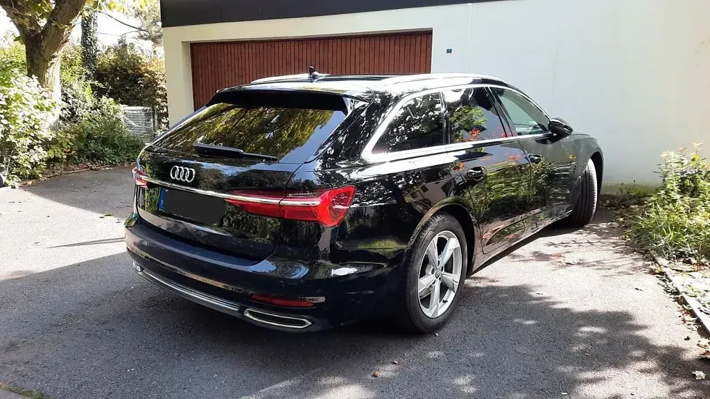 Gebraucht Audi A6 Sport 163 PS (119 kW) 2020 Schwarz Limousine