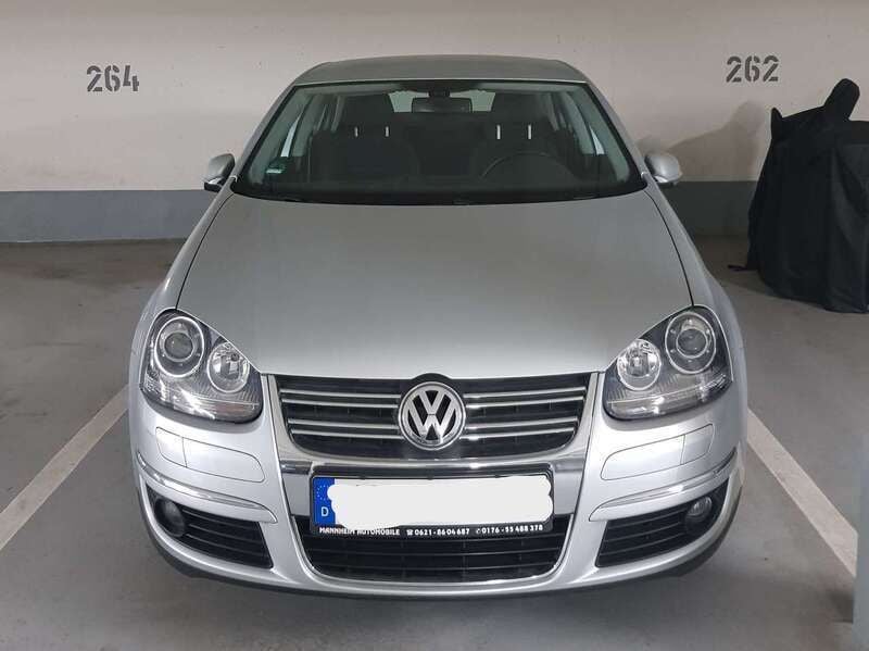 Grau Gebraucht 2008 VW Jetta Limousine | 6.900 € (Guter Preis) - Bild 1/3