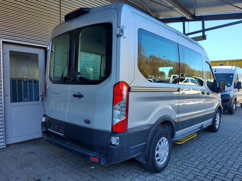 Gebraucht Ford Transit Trend 105 PS (77 kW) 2021 Polarsilber metallic Kombi