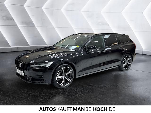 Gebraucht Volvo V60 145 PS (106 kW) 2025 Kombi