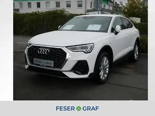 Ibisweiß Gebraucht 2022 Audi Q3 Sportback Ambiente SUV | 32.740 € (Fairer Preis) - Bild 1/4