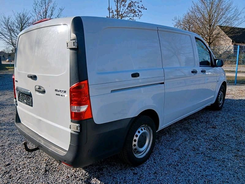 Gebraucht Mercedes Vito 163 PS (119 kW) 2017 Weiß Van