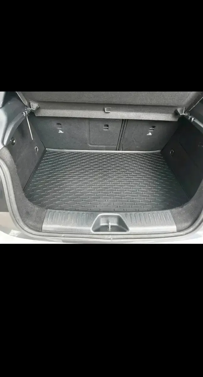 Gebraucht Mercedes A200 156 PS (114 kW) 2014 Silber Kleinwagen