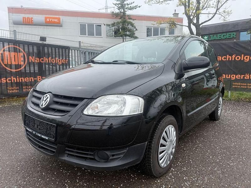 Second-hand VW Fox 54 CP (39 kW) 2006 Negru Hatchback