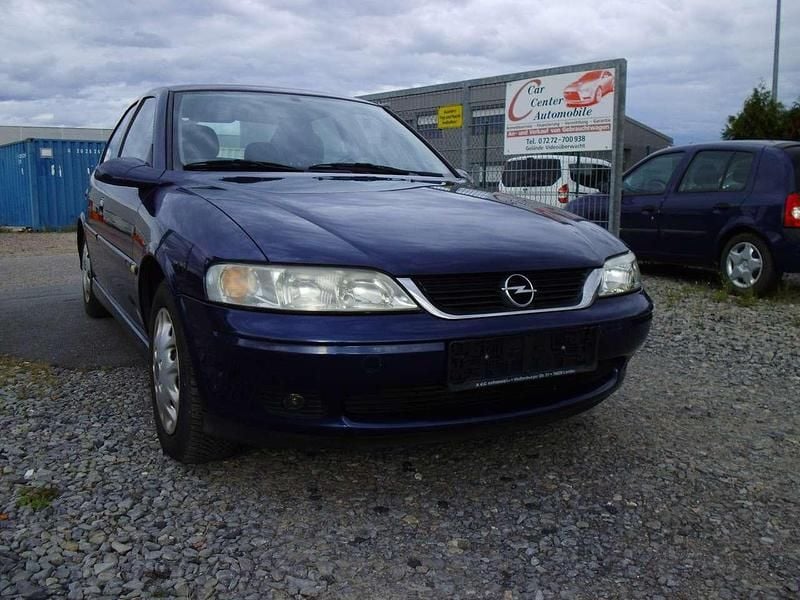 Blau Gebraucht 2000 Opel Vectra Elegance Limousine | 1.350 € (Guter Preis) - Bild 1/4